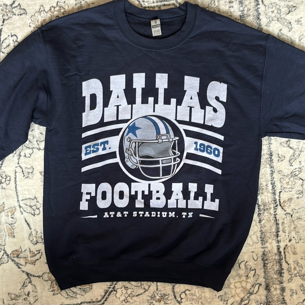 Dallas football crewneck